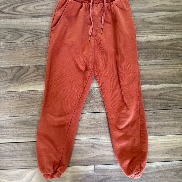 Saks Fifth Ave | WeWoreWhat | Burnt Orange Sweatpants XS - Picture 2 of 7
